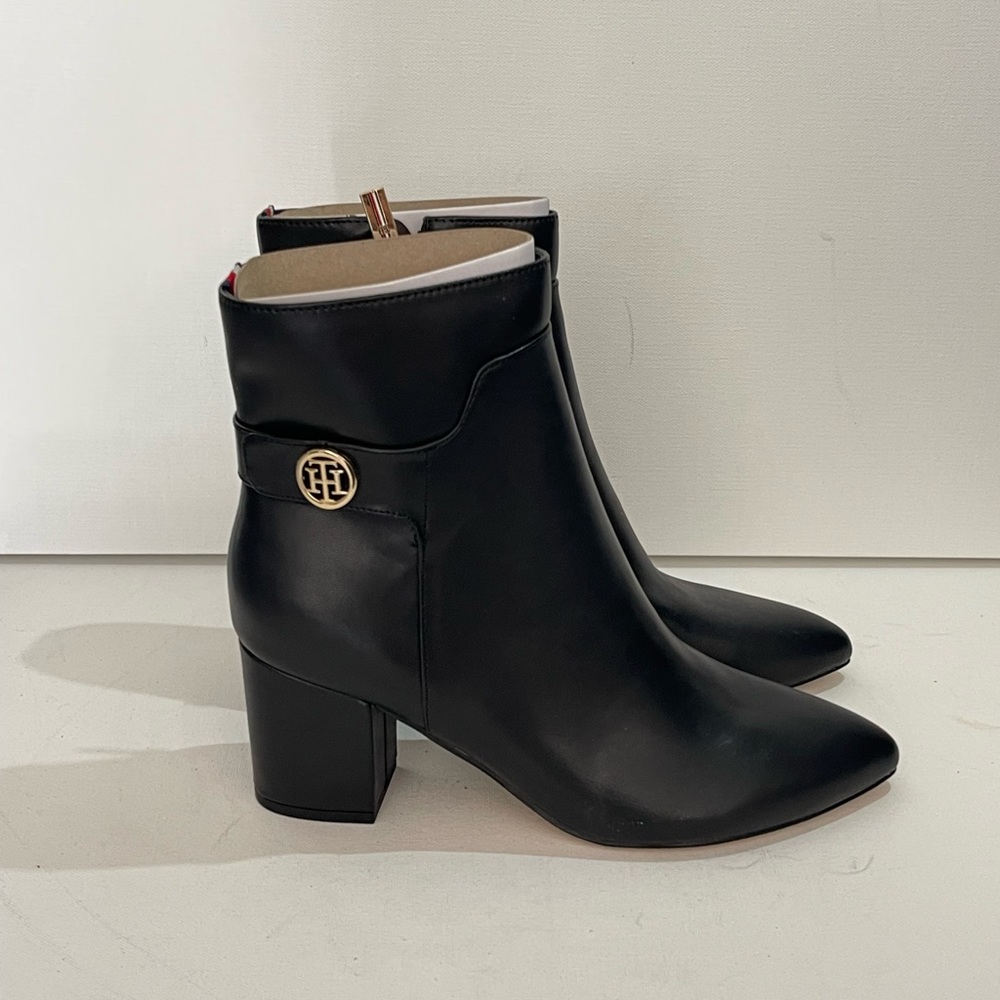 Tommy Hilfiger® Hazelle 2 Boots Size 8